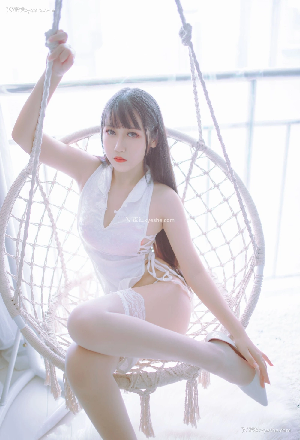 1P - 抖娘·利世×不呆猫《黑白旗袍双子》