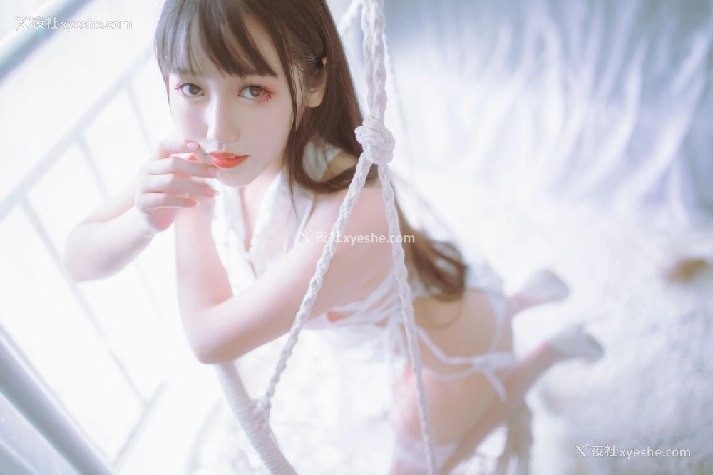1P - 抖娘·利世×不呆猫《黑白旗袍双子》