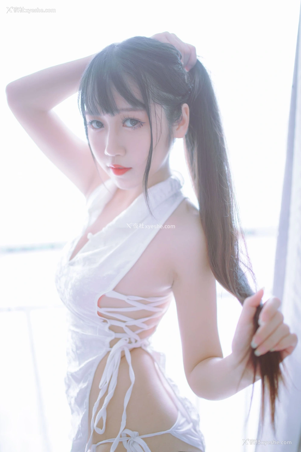 1P - 抖娘·利世×不呆猫《黑白旗袍双子》