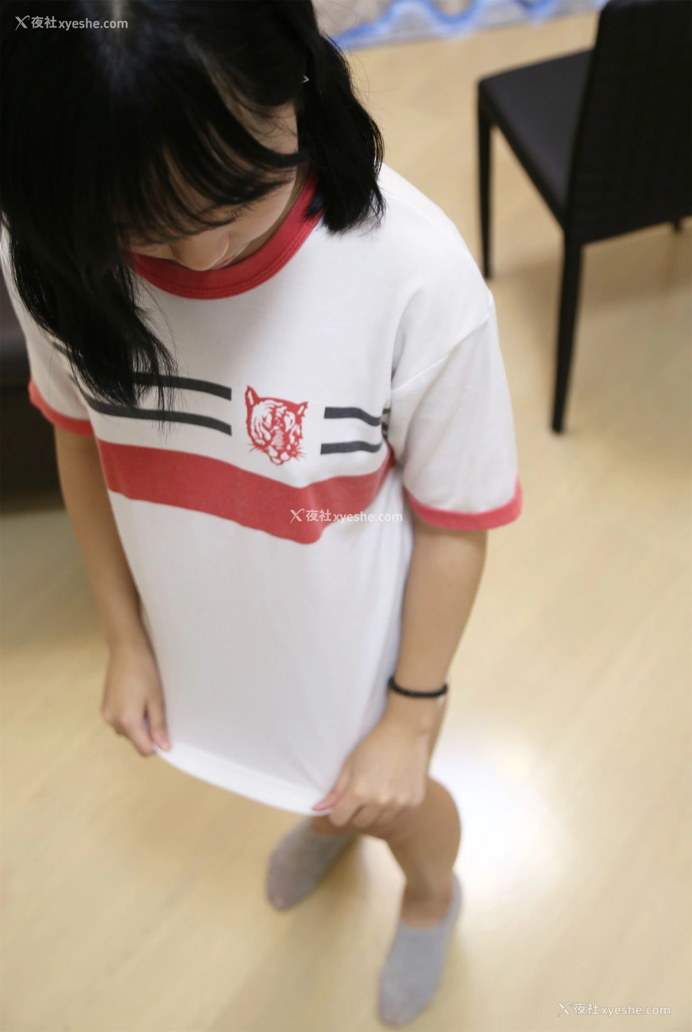 1P - 香港学妹大尺度人体私拍套图
