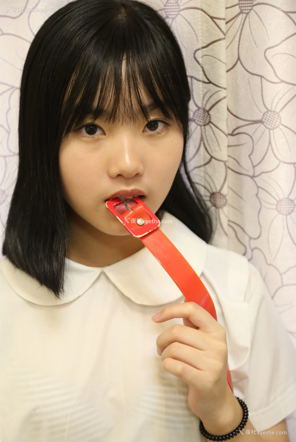 1P - 香港学妹大尺度人体私拍套图