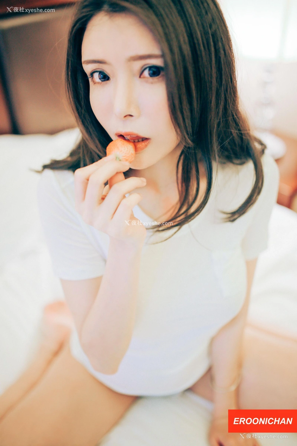 1P - EROONICHAN 夏小秋秋秋 CUTE写真集