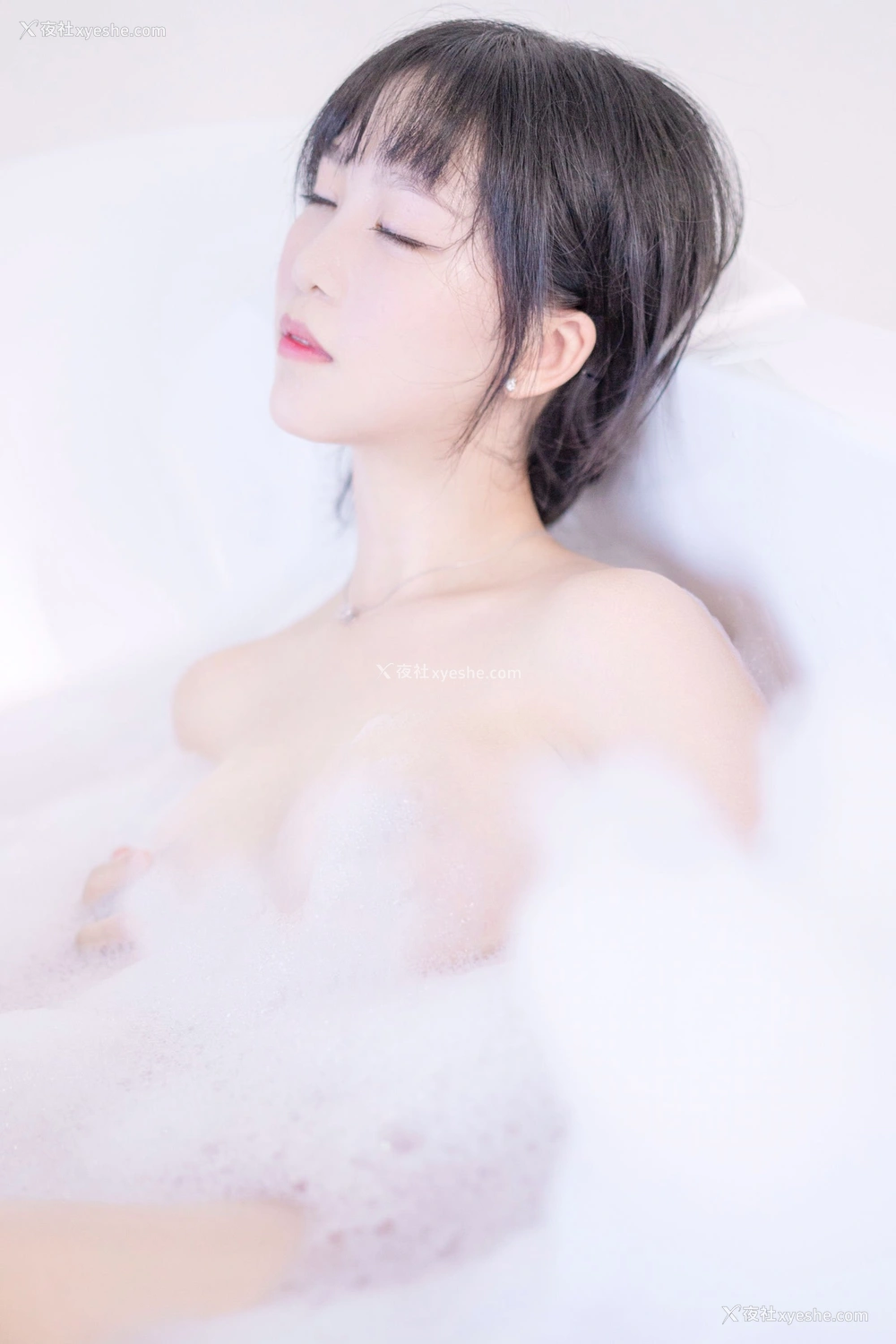 1P - 抖娘·利世《浴缸》