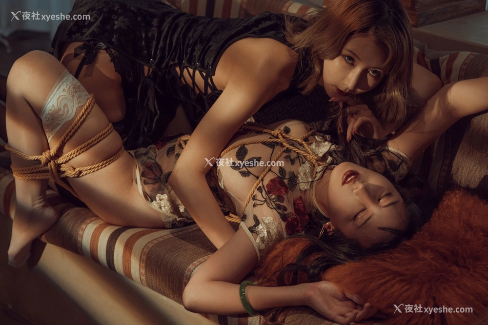 1P - 奶桃《捆绑旗袍百合》