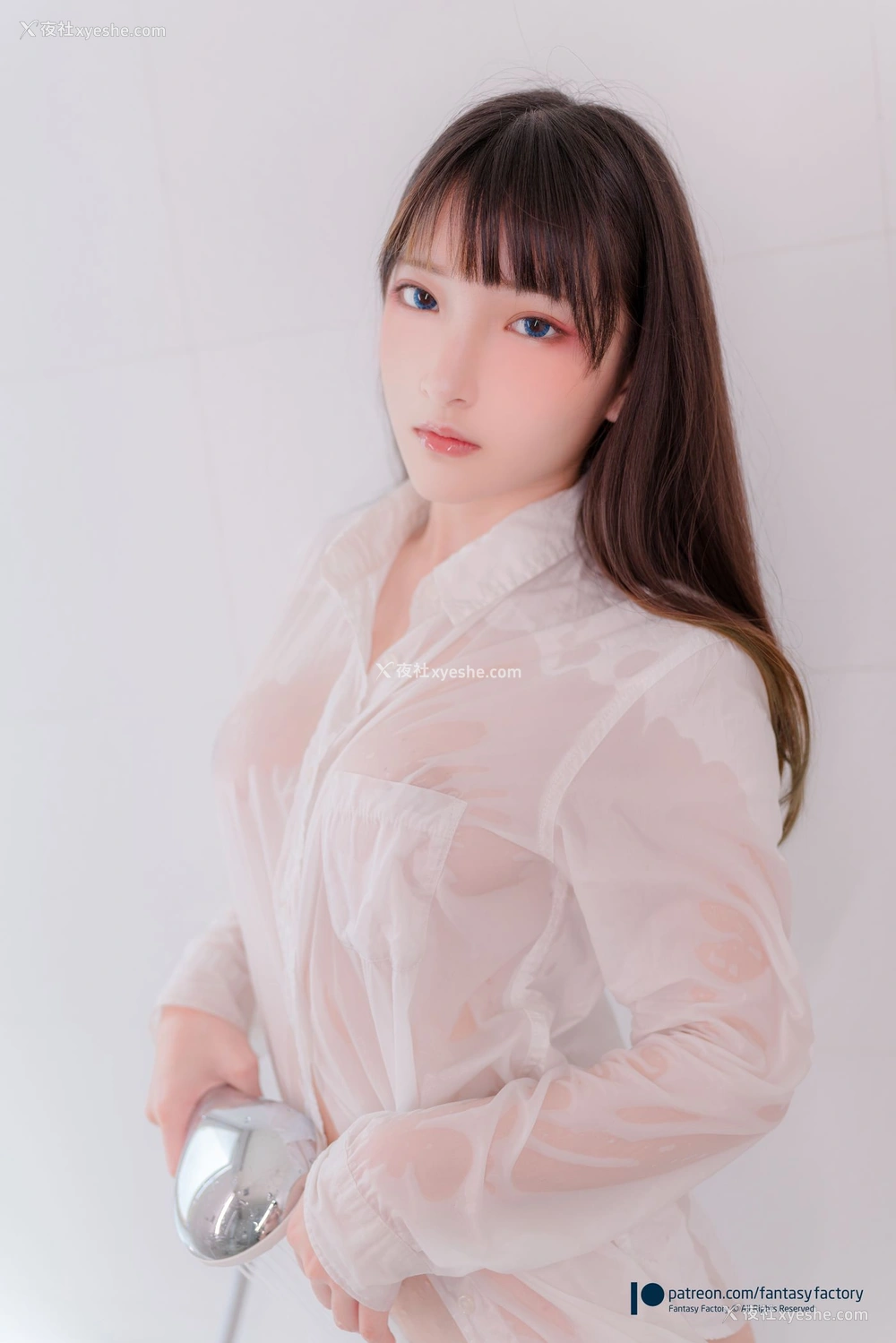 1P - 小丁Ding《Boyfriend shirt》