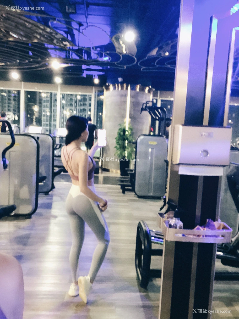 1P - 【网络收集】芝芝Booty福利图集