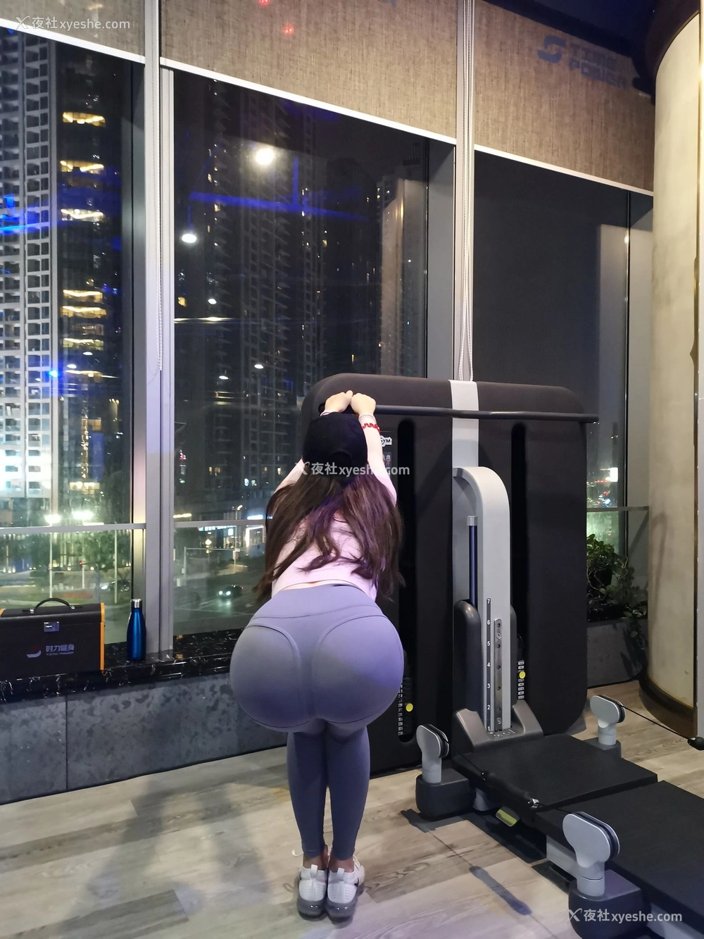 1P - 【网络收集】芝芝Booty福利图集