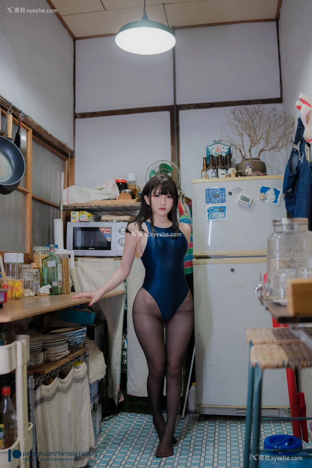 1P - 小丁Ding《Kitchen competitive swimwear》