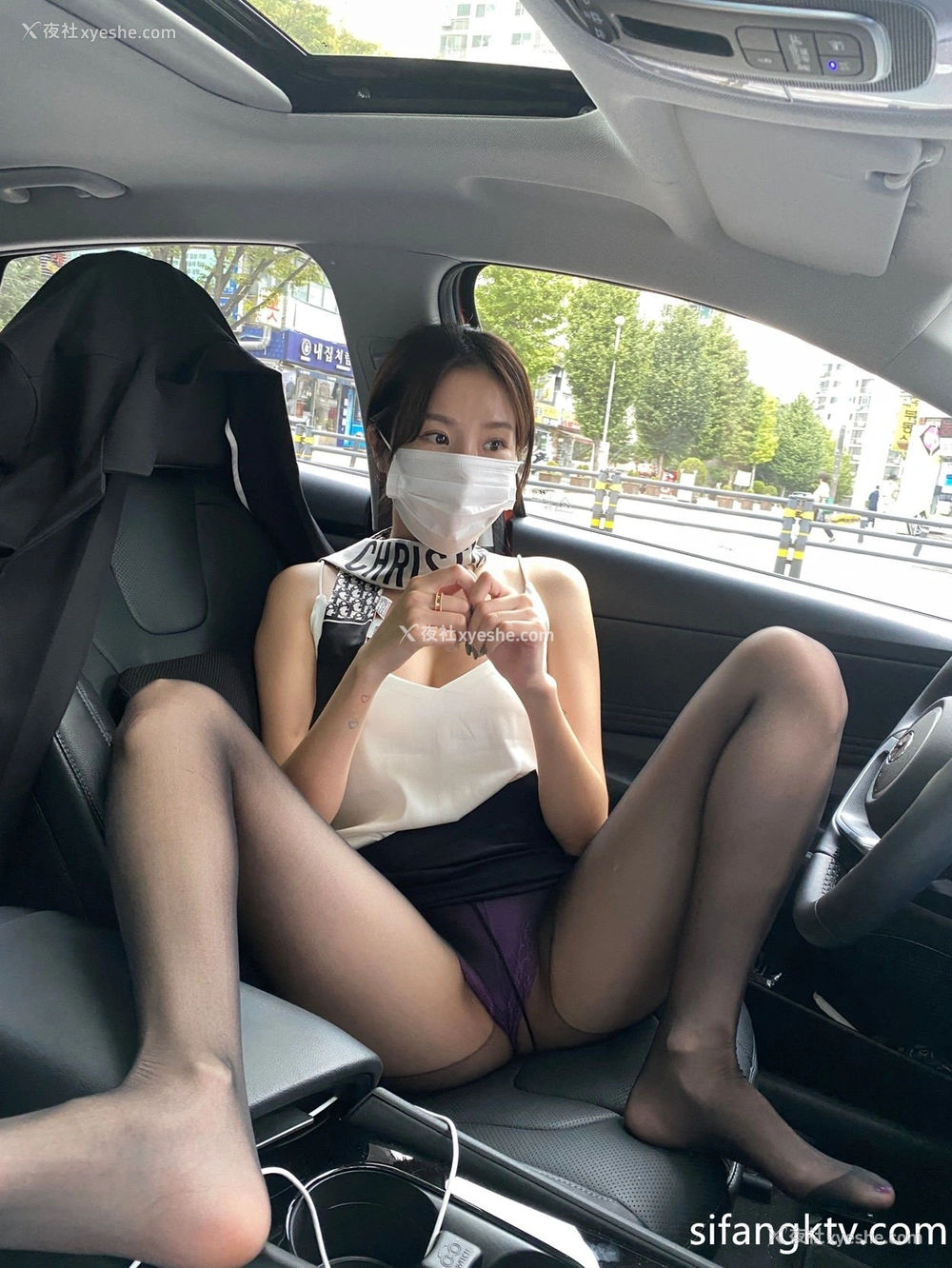 1P - 【网络收集】韩国极品健身模特Jena户外露出福利图