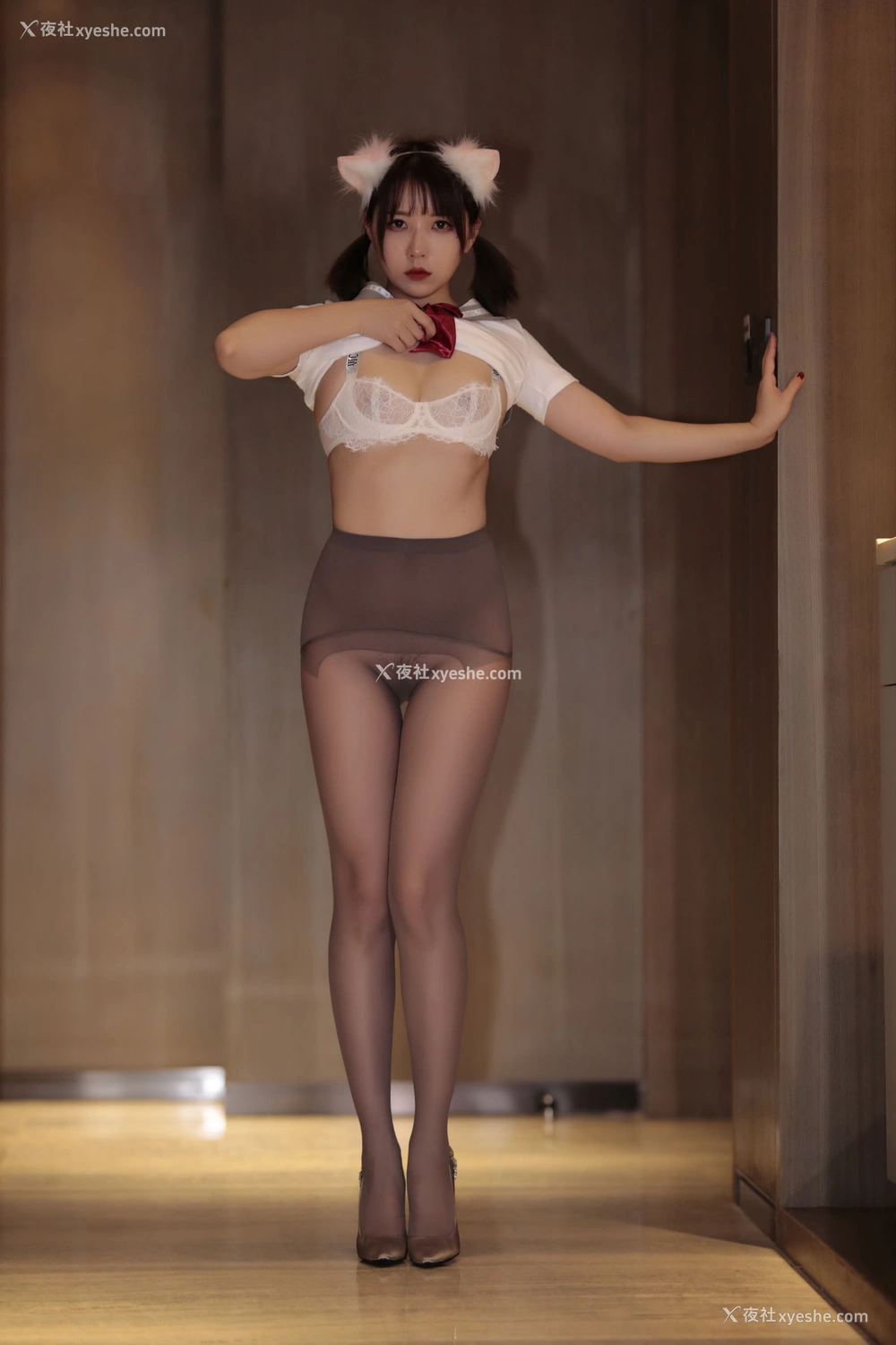 1P - 小女巫露娜《柠檬海盐》