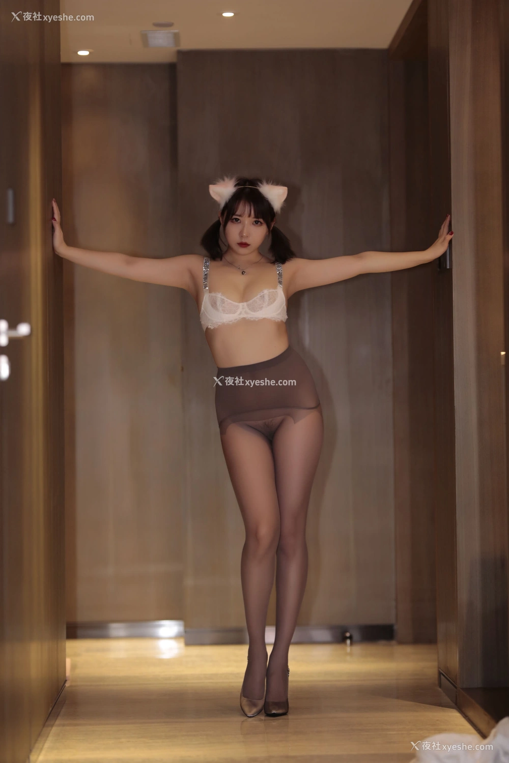 1P - 小女巫露娜《柠檬海盐》