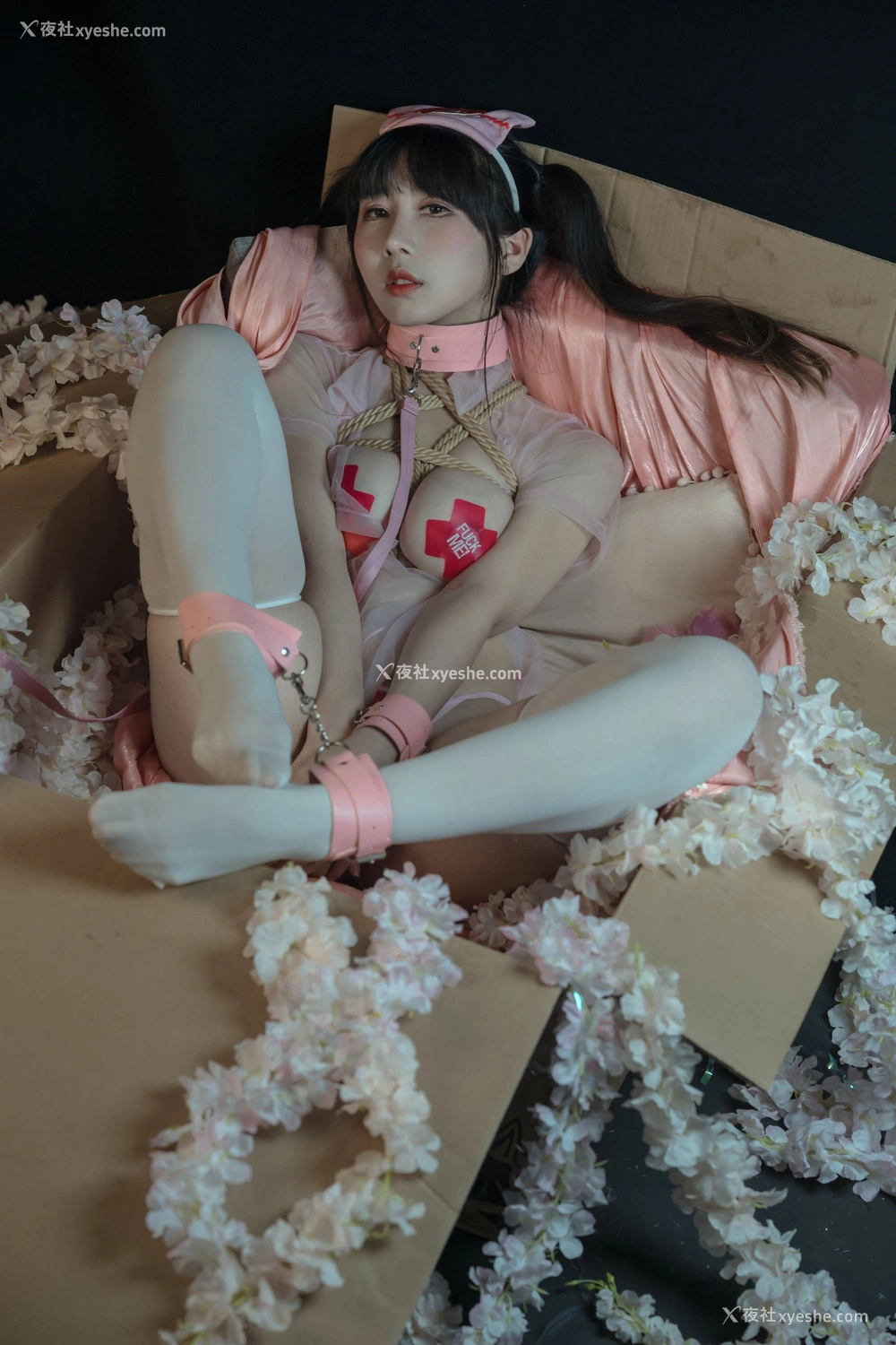 1P - 奶桃《护士》