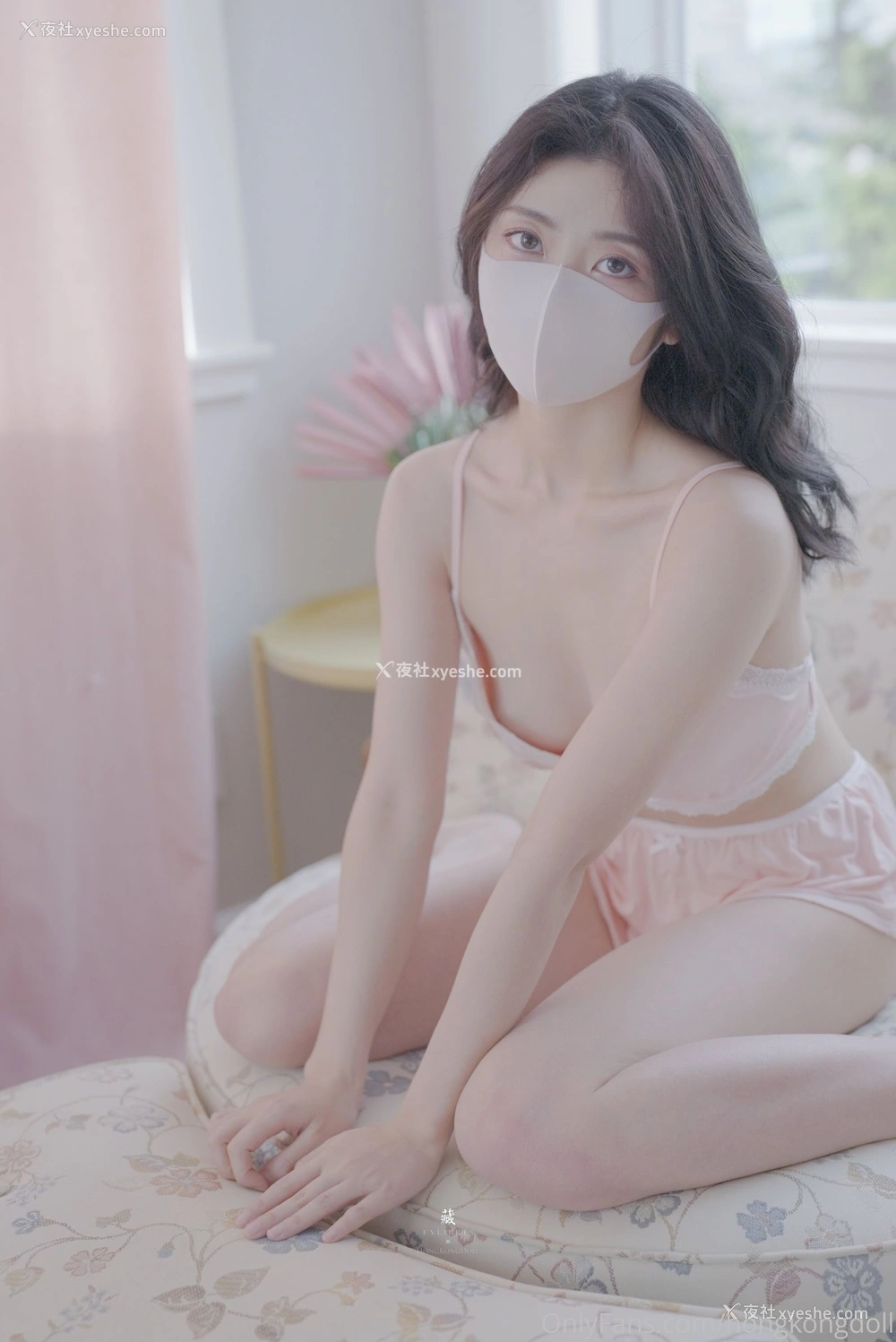 1P - 玩偶姐姐《套图2》