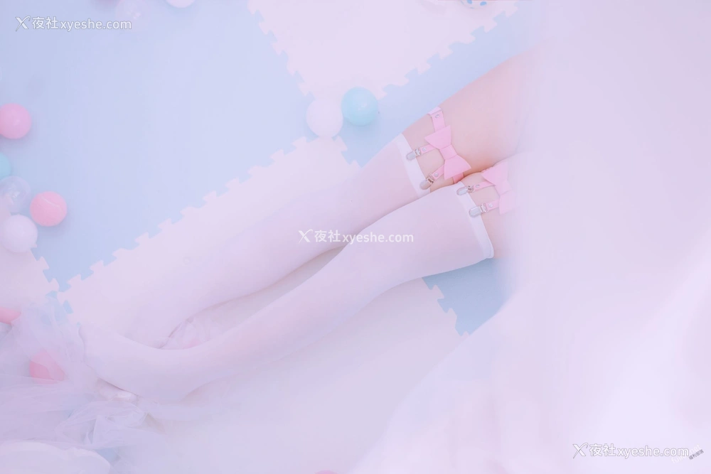 1P - 一只云烧《绯红女仆》