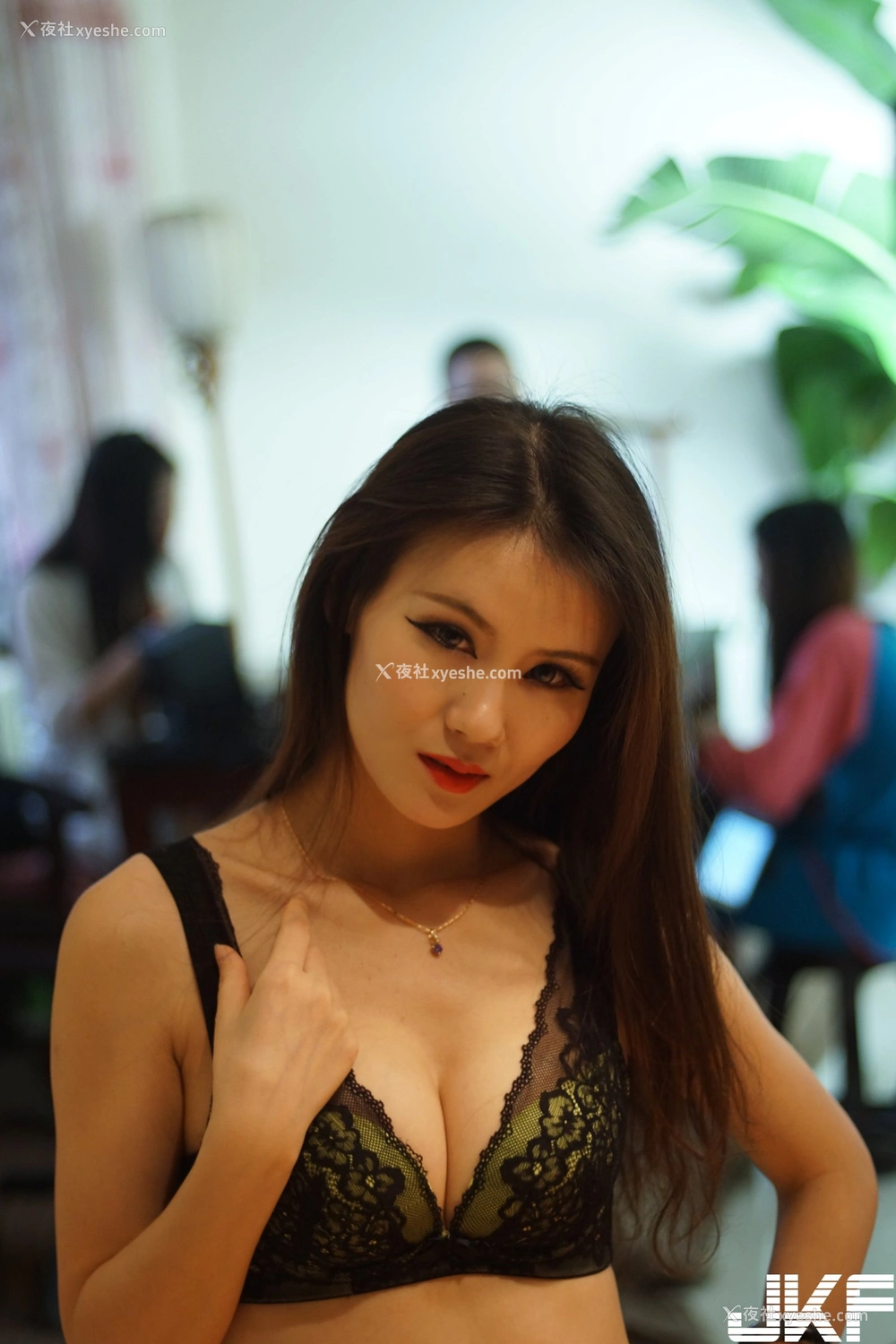 1P - 美模湘雨寒人体私拍套图