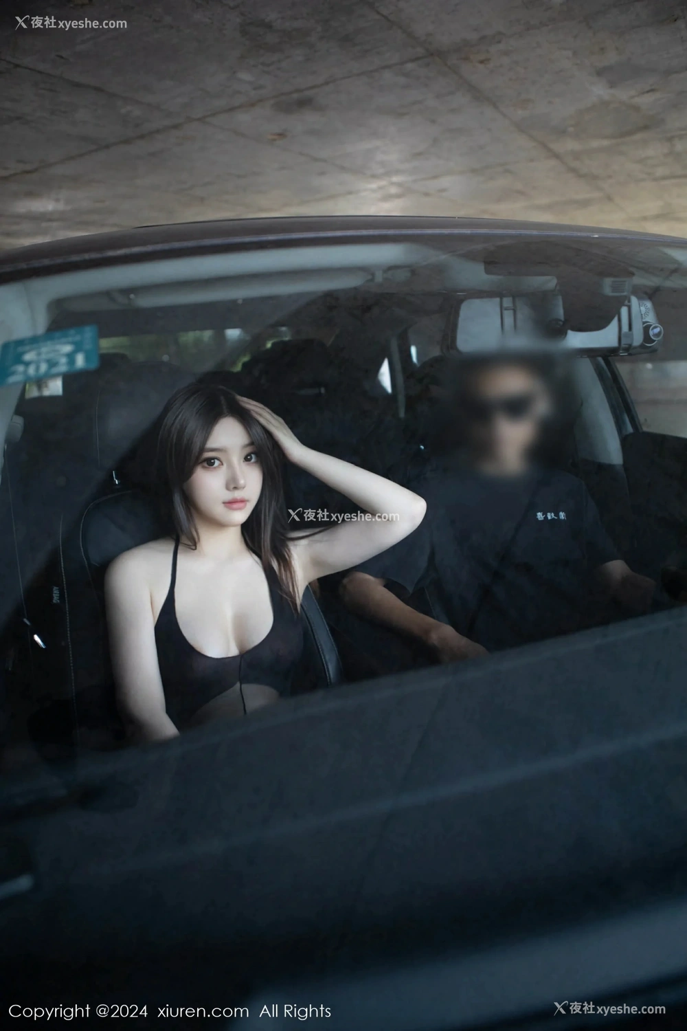 1P - [XiuRen秀人网] No.8708 豆瓣酱