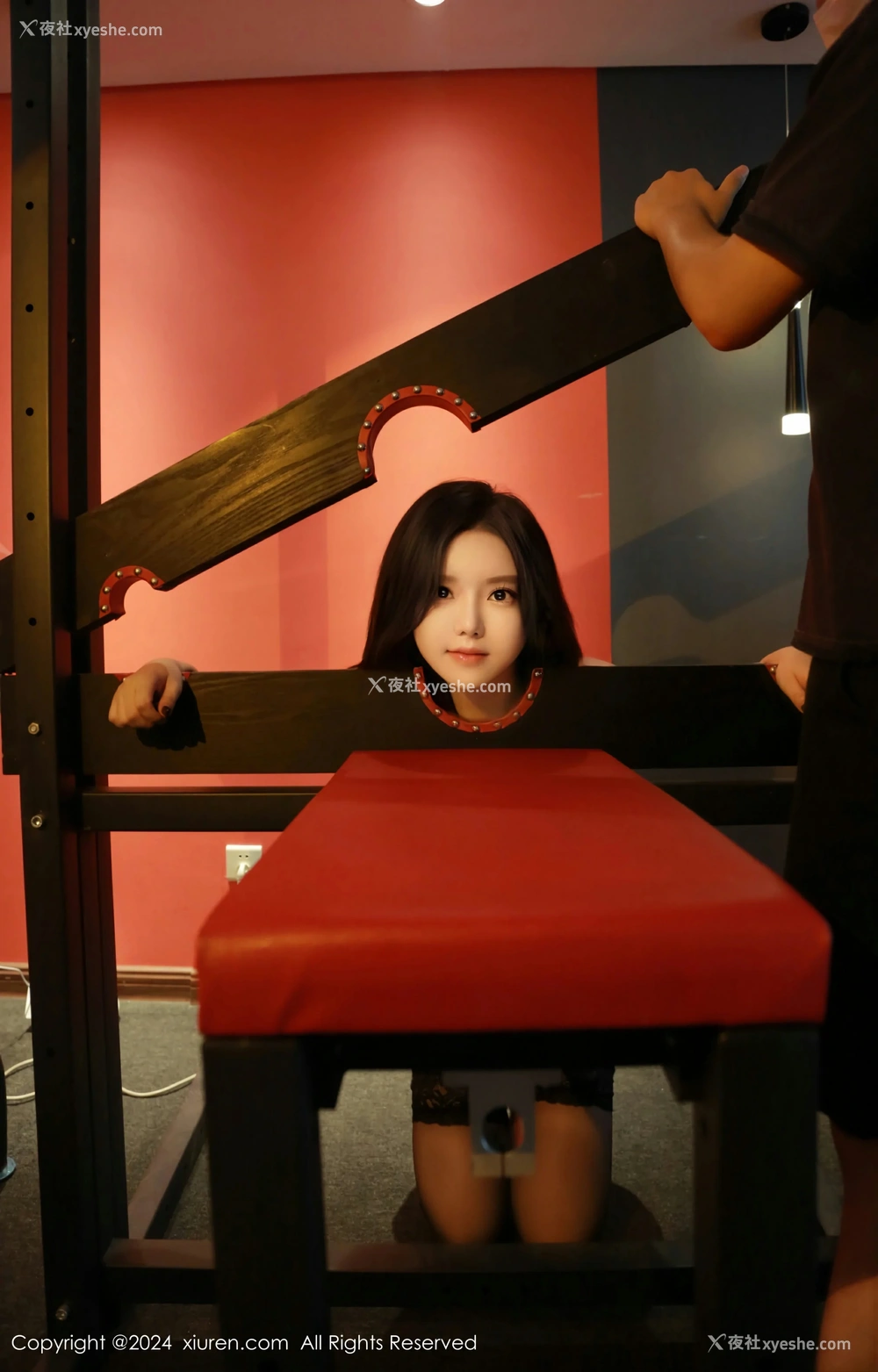1P - [XiuRen秀人网] No.8956 小薯条nienie