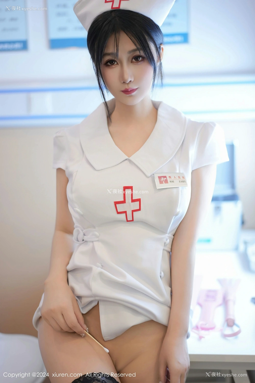 1P - [XiuRen秀人网] No.8512 laura阿姣