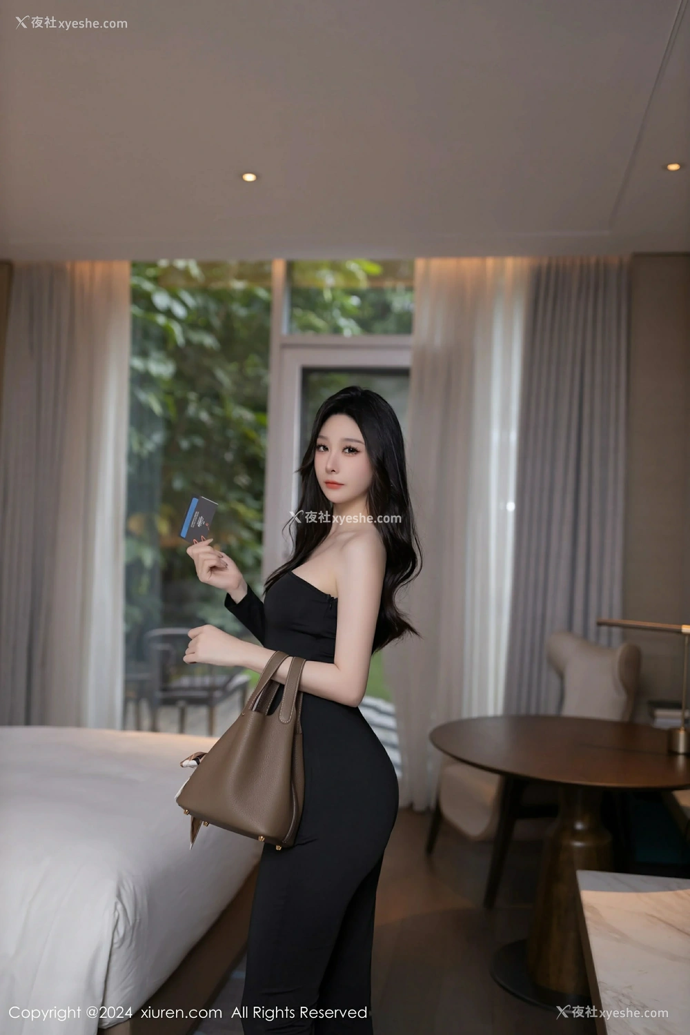 1P - [XiuRen秀人网] No.9386 小逗逗