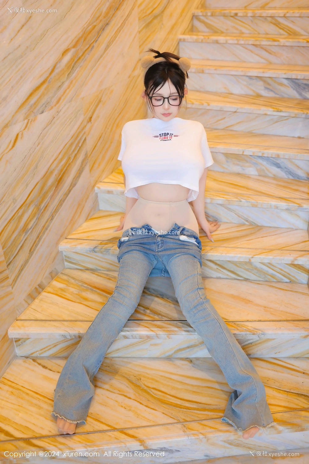 1P - [XiuRen秀人网] No.8809 娜娜子yy