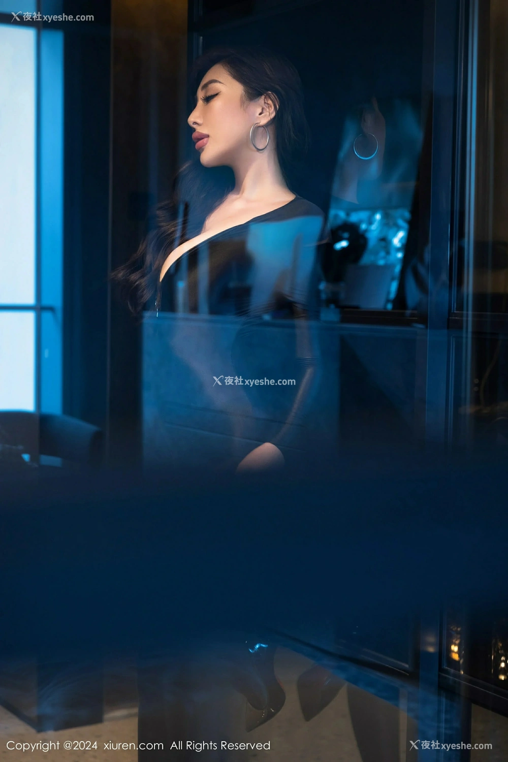 1P - [XiuRen秀人网] No.9259 FE-