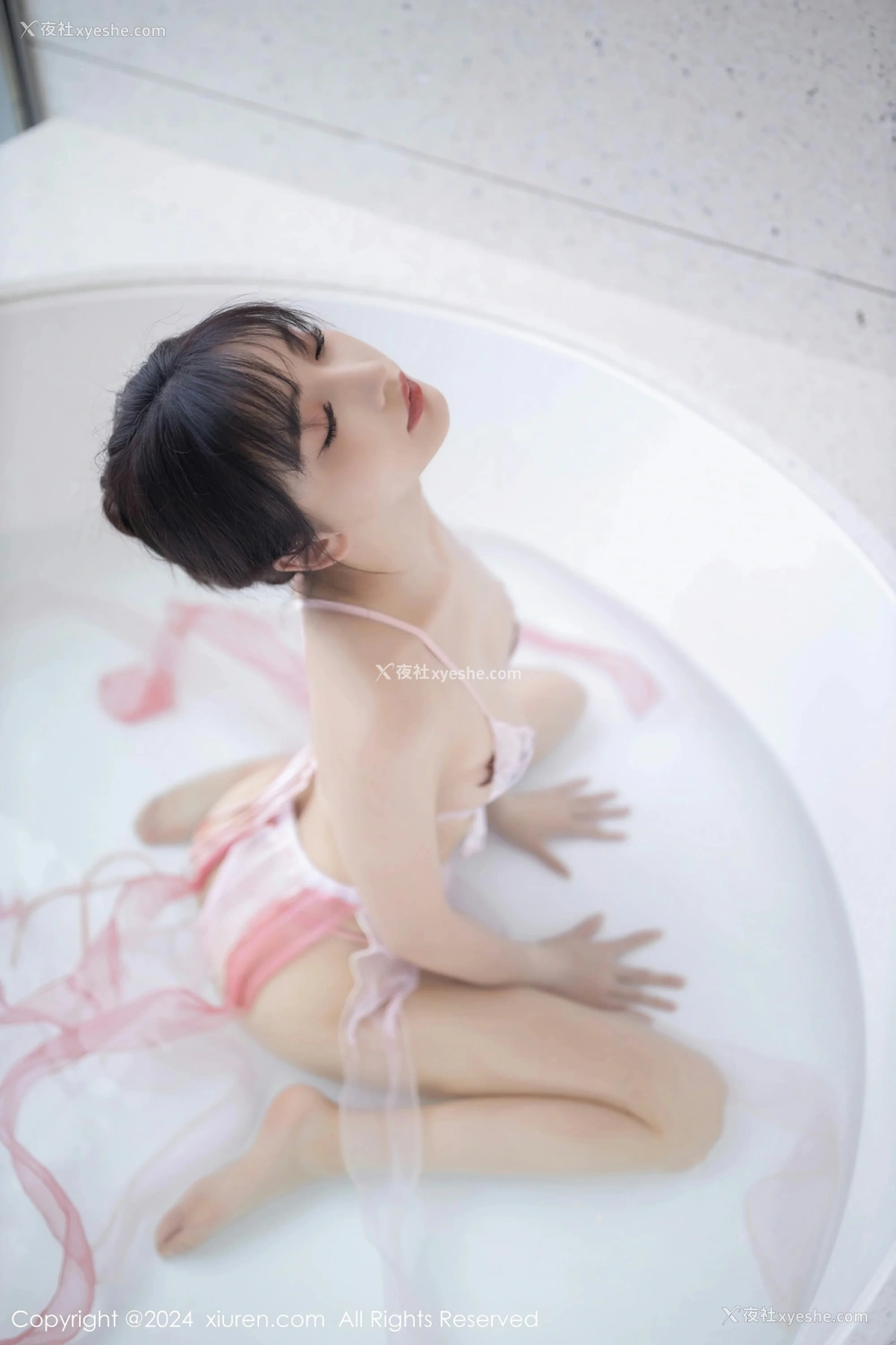 1P - [XiuRen秀人网] No.8954 陆萱萱