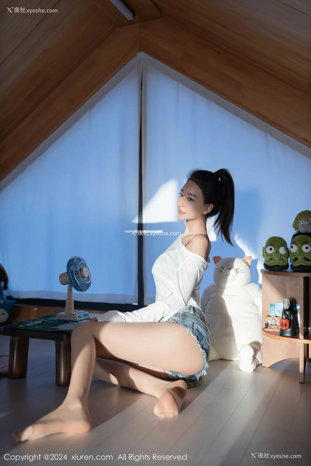 1P - [XiuRen秀人网] No.8345 熊小诺
