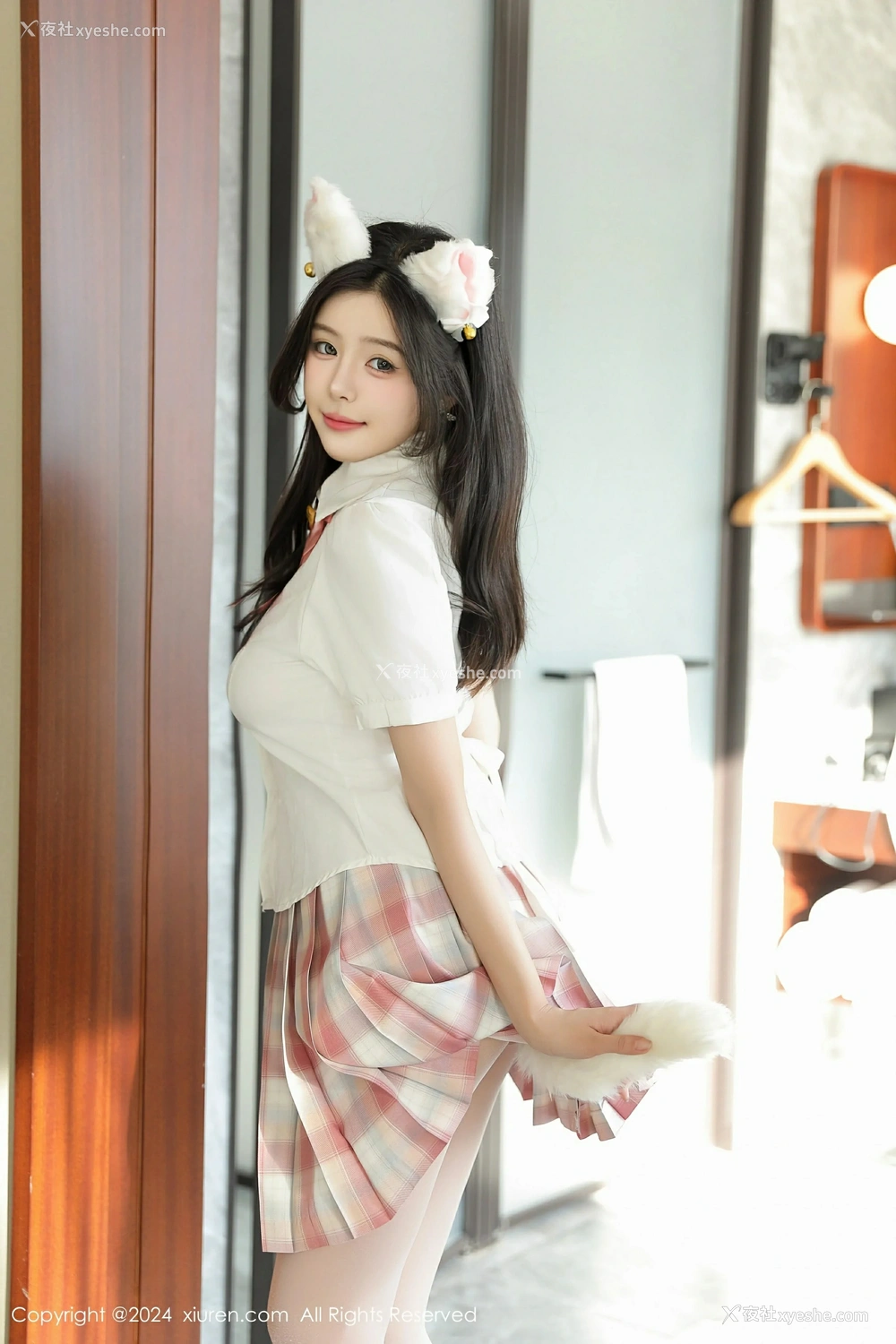 1P - [XiuRen秀人网] No.9277 袁圆