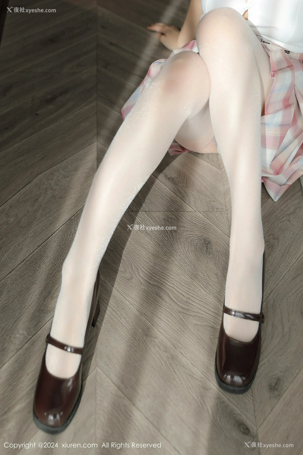 1P - [XiuRen秀人网] No.9277 袁圆