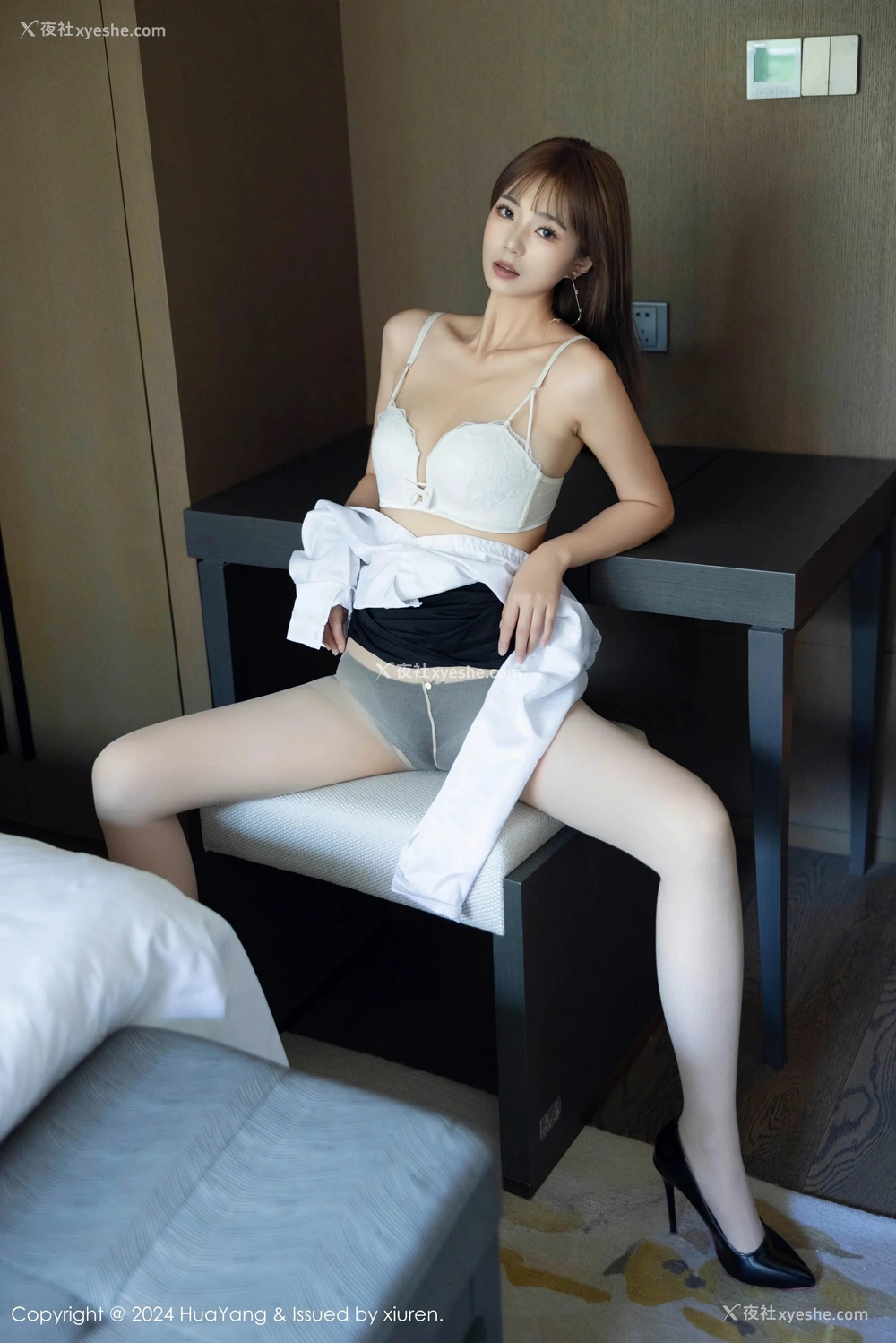 1P - [HuaYang花漾写真] VOL.604 宋-kiki