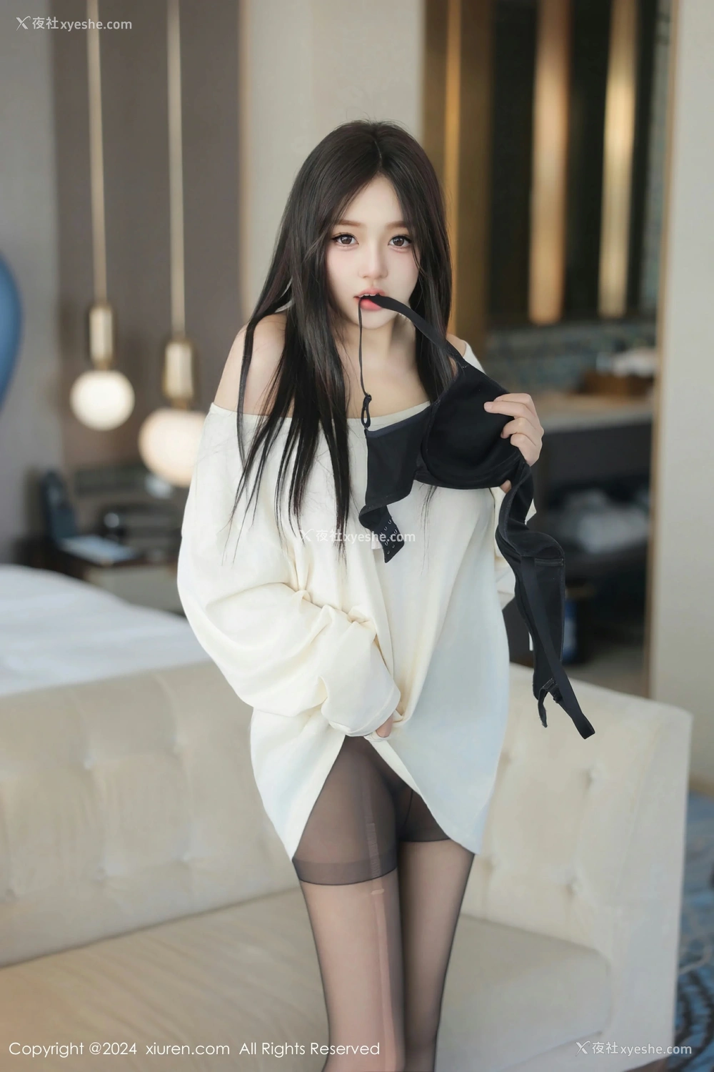 1P - [XiuRen秀人网] No.9089 柚柚小奶瓶