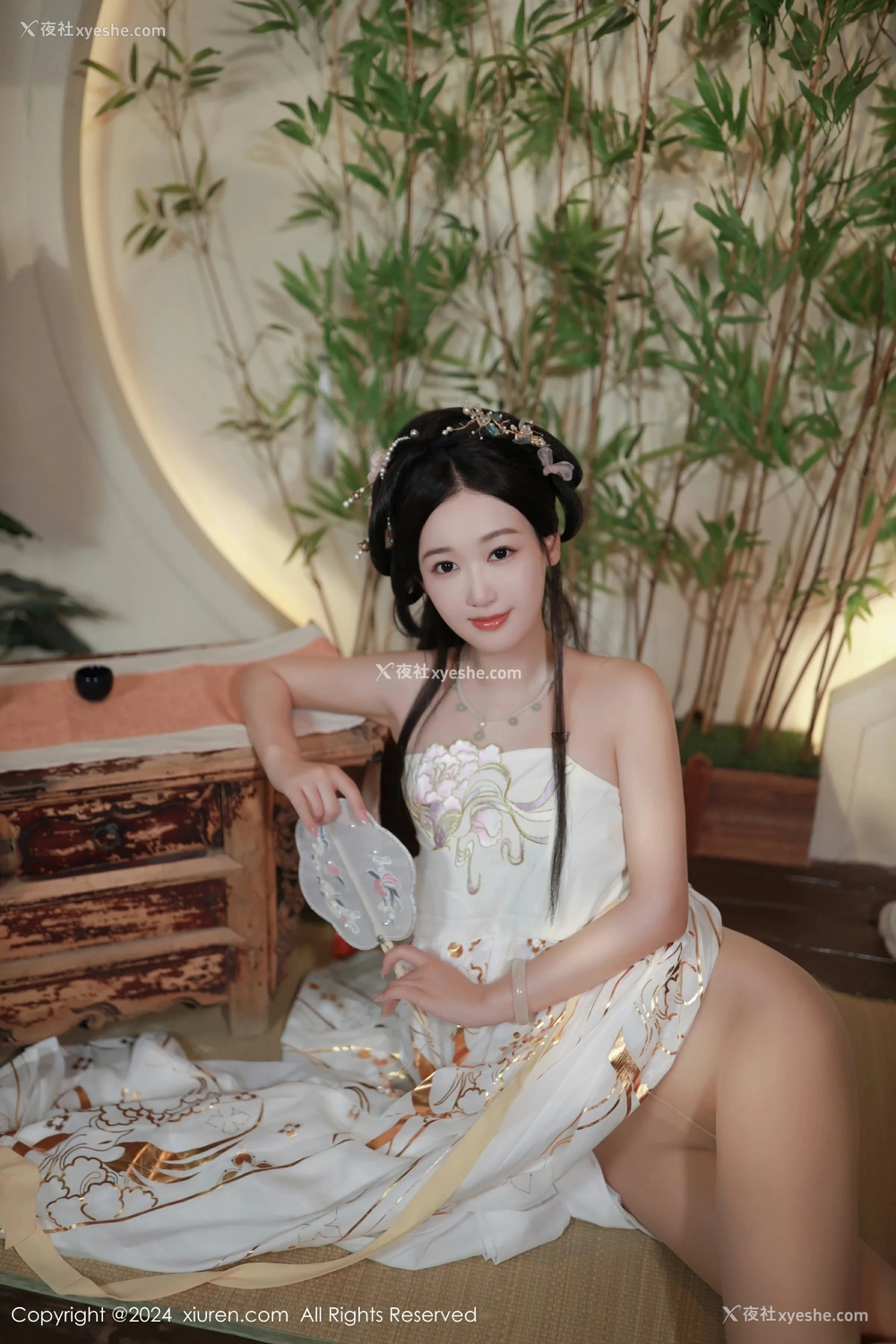 1P - [XiuRen秀人网] No.8898 唐安琪