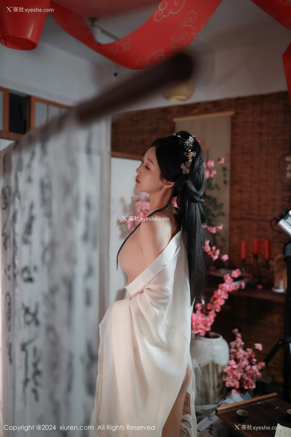 1P - [XiuRen秀人网] No.8898 唐安琪