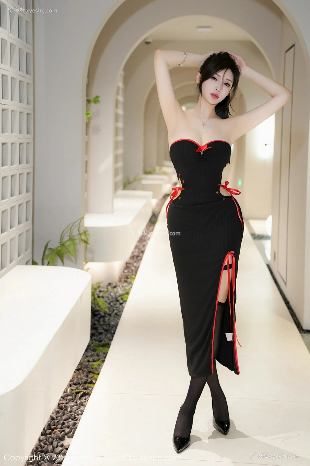 1P - [XiuRen秀人网] No.9220 Carol周妍希X