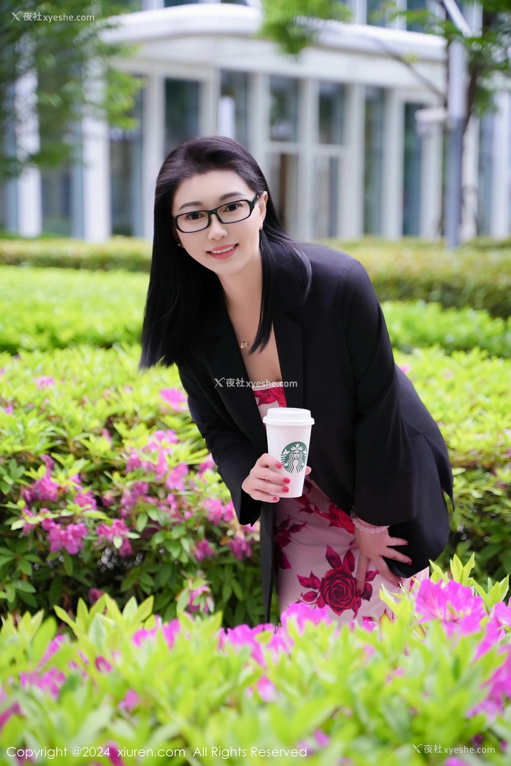 1P - [XiuRen秀人网] No.8468 雅茹老师