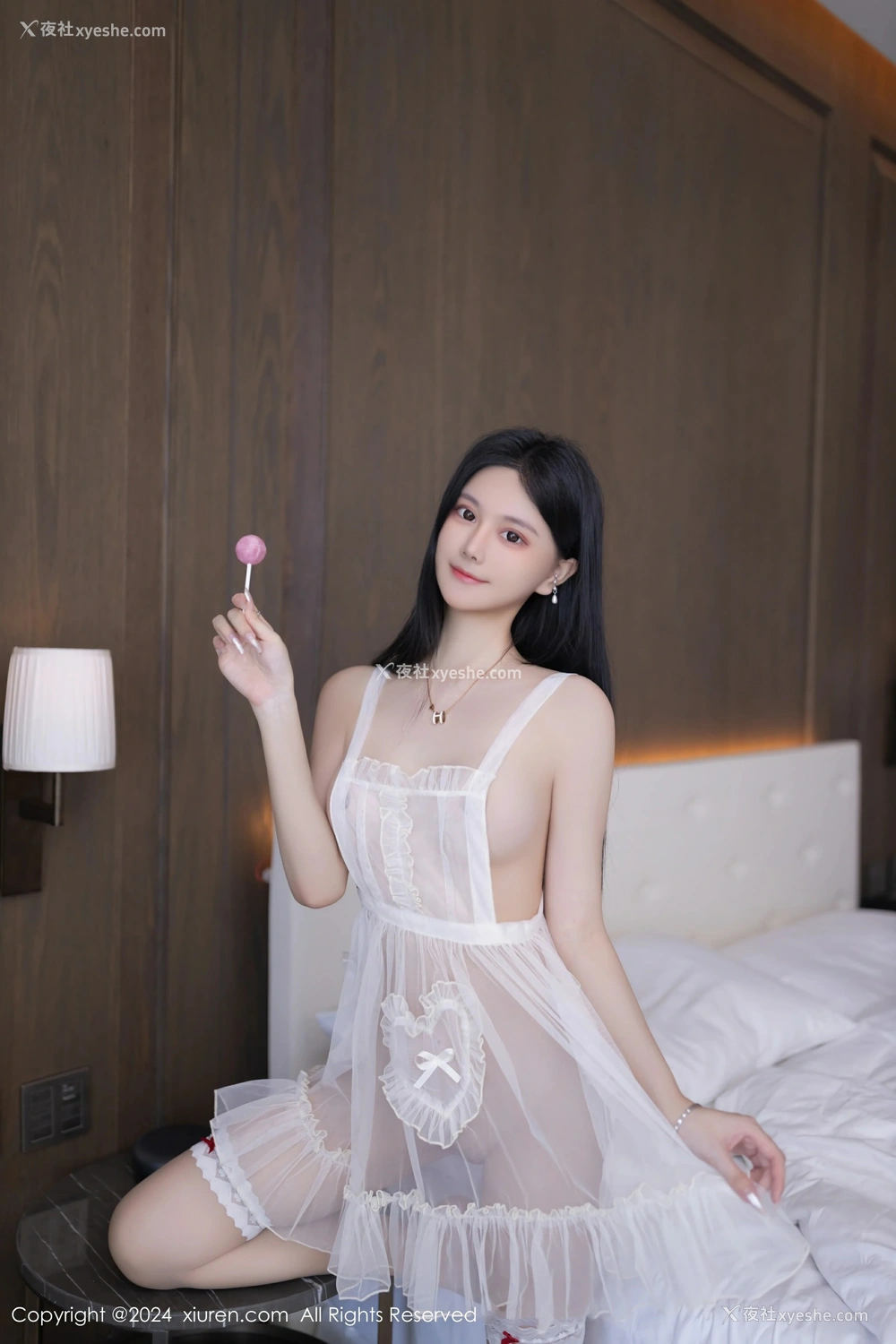 1P - [XiuRen秀人网] No.9062 幼幼