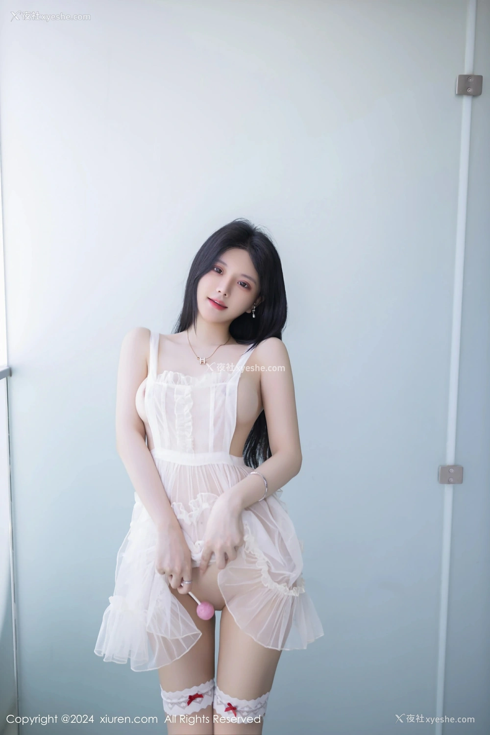 1P - [XiuRen秀人网] No.9062 幼幼