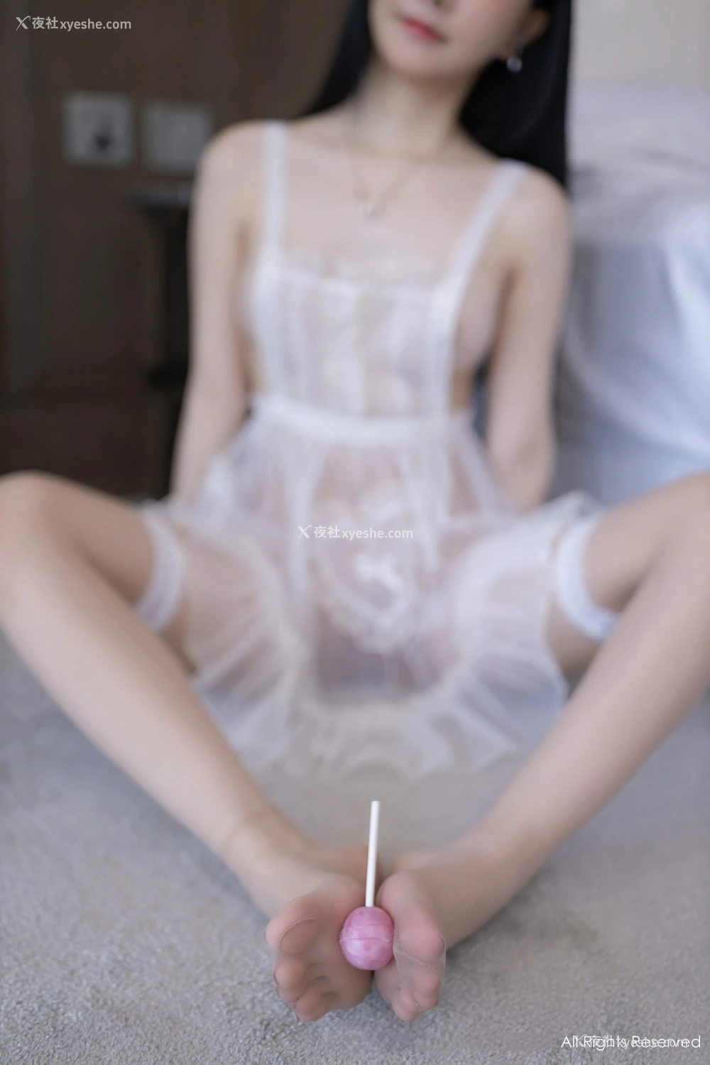 1P - [XiuRen秀人网] No.9062 幼幼