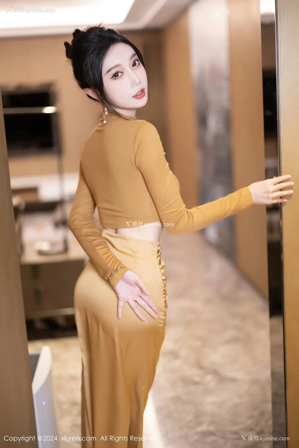 1P - [XiuRen秀人网] No.8574 玥儿玥