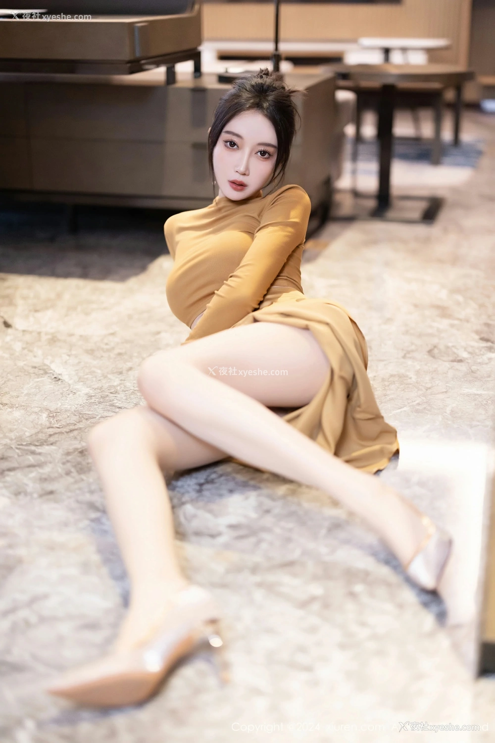 1P - [XiuRen秀人网] No.8574 玥儿玥