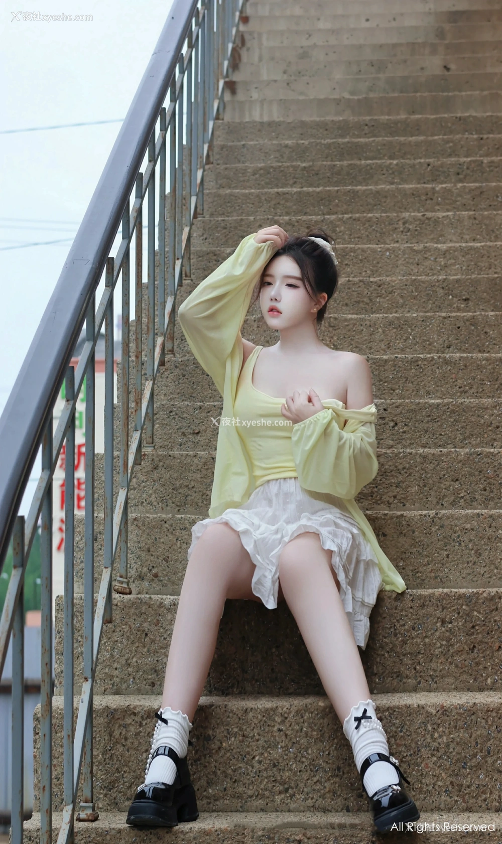 1P - [XiuRen秀人网] No.9024 小薯条nienie