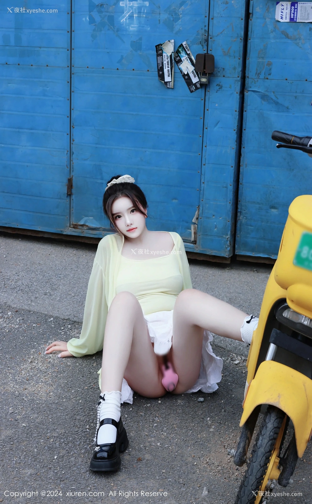 1P - [XiuRen秀人网] No.9024 小薯条nienie
