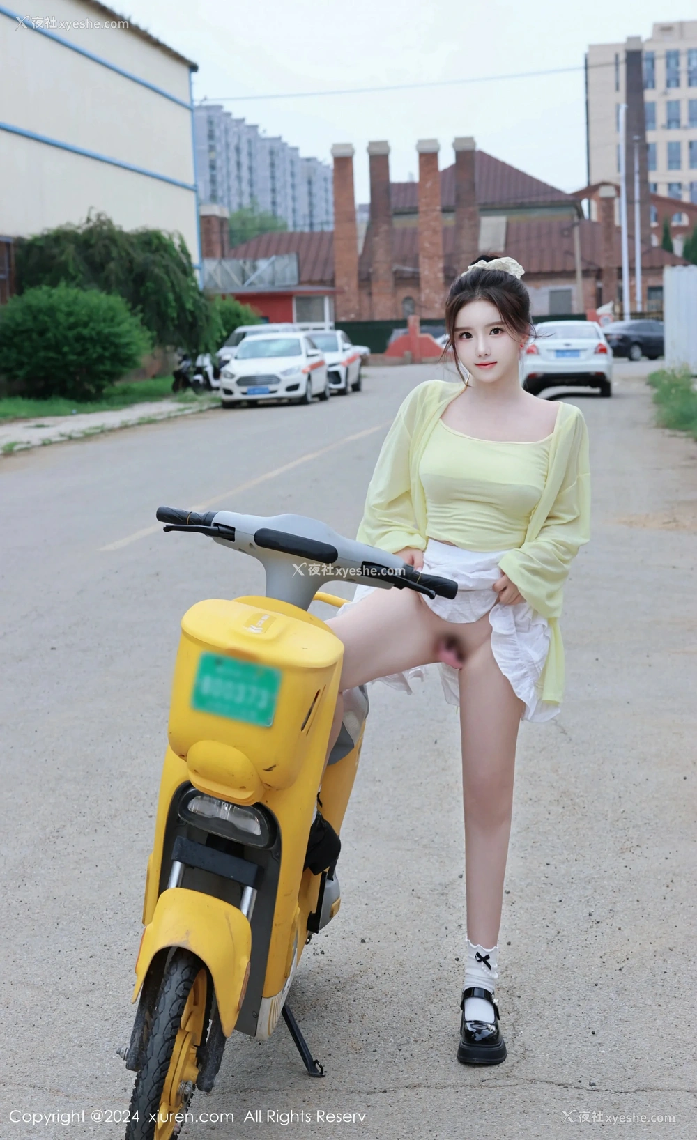 1P - [XiuRen秀人网] No.9024 小薯条nienie
