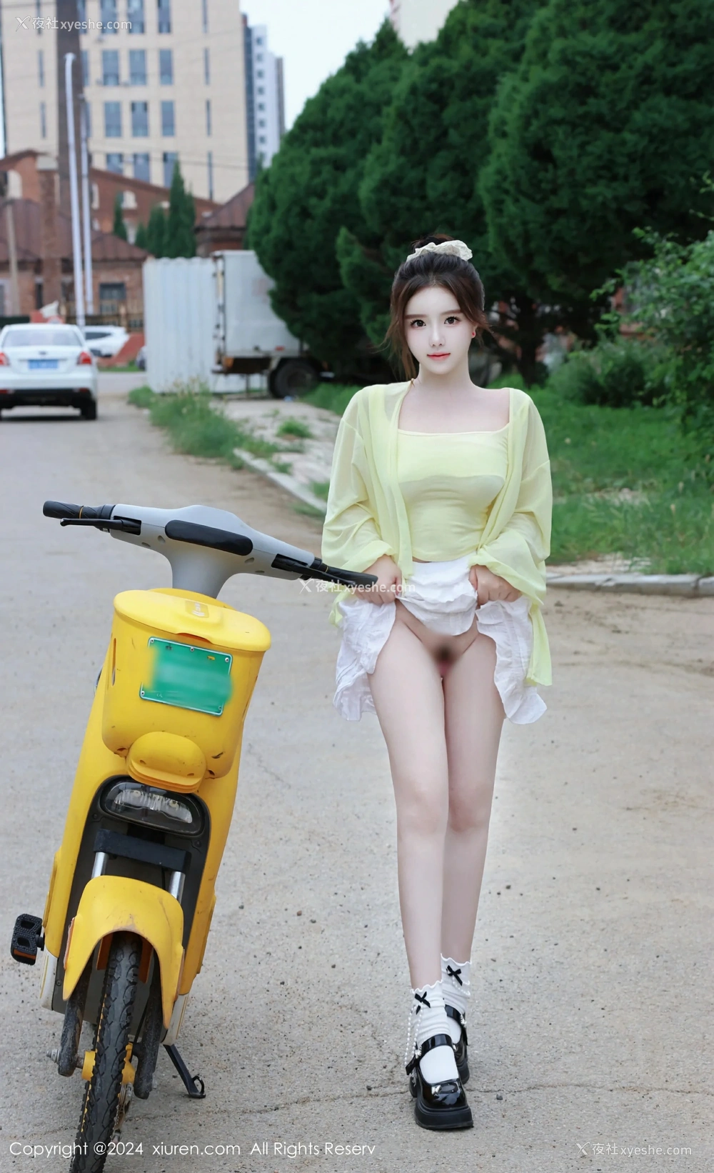 1P - [XiuRen秀人网] No.9024 小薯条nienie