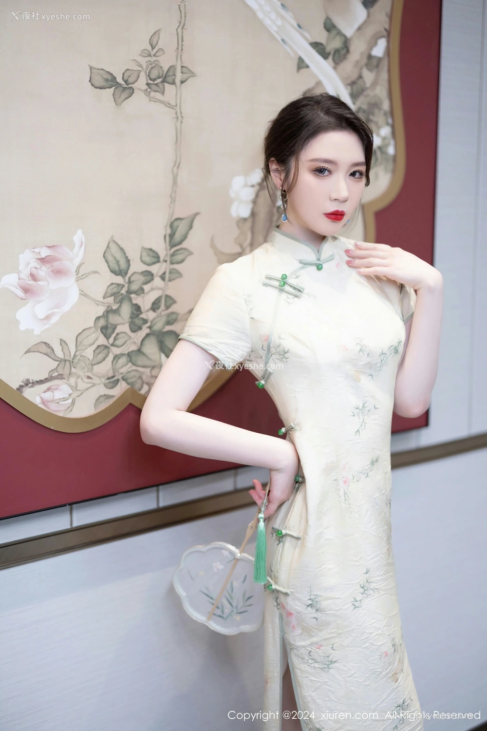 1P - [XiuRen秀人网] No.8497 梦心玥