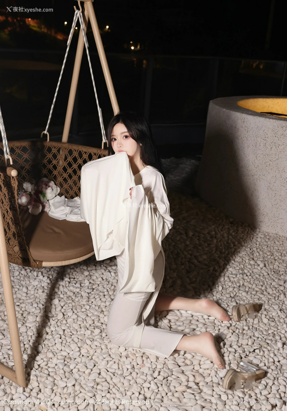 1P - [XiuRen秀人网] No.9376 小薯条nienie