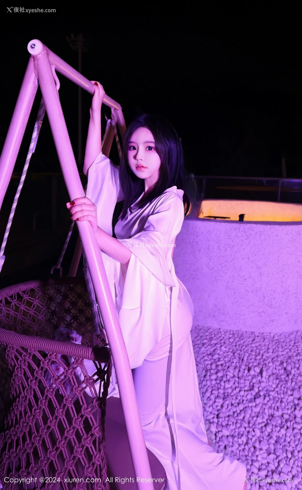 1P - [XiuRen秀人网] No.9376 小薯条nienie