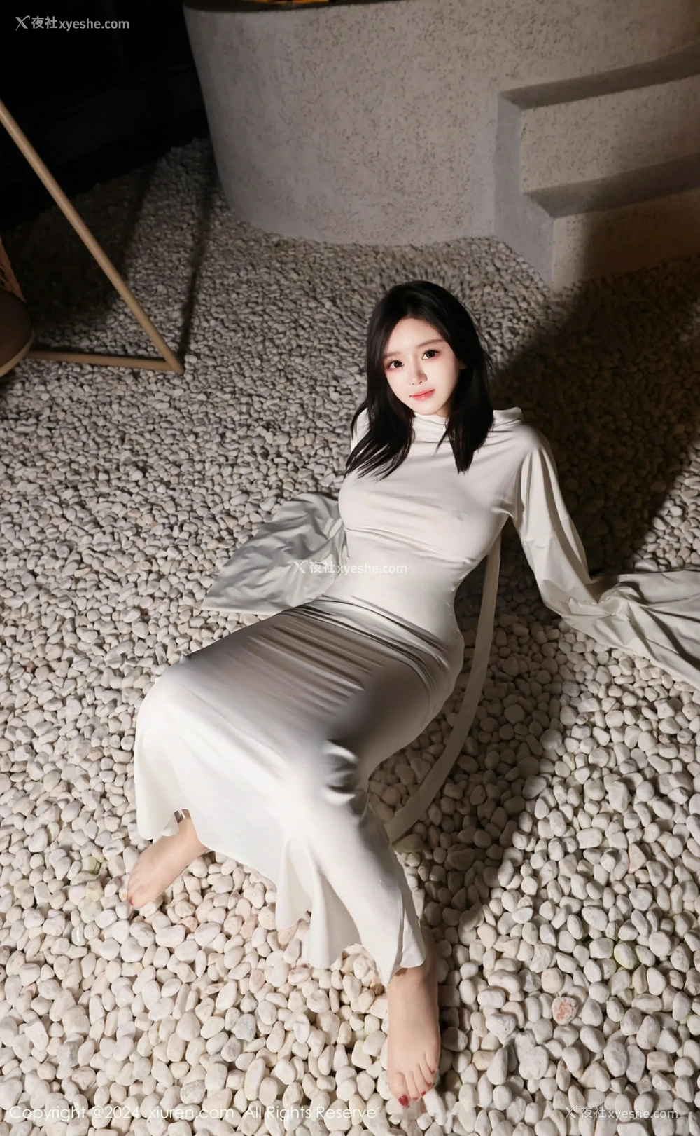1P - [XiuRen秀人网] No.9376 小薯条nienie