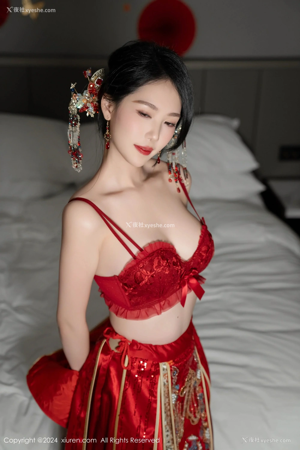 1P - [XiuRen秀人网] No.8376 利世