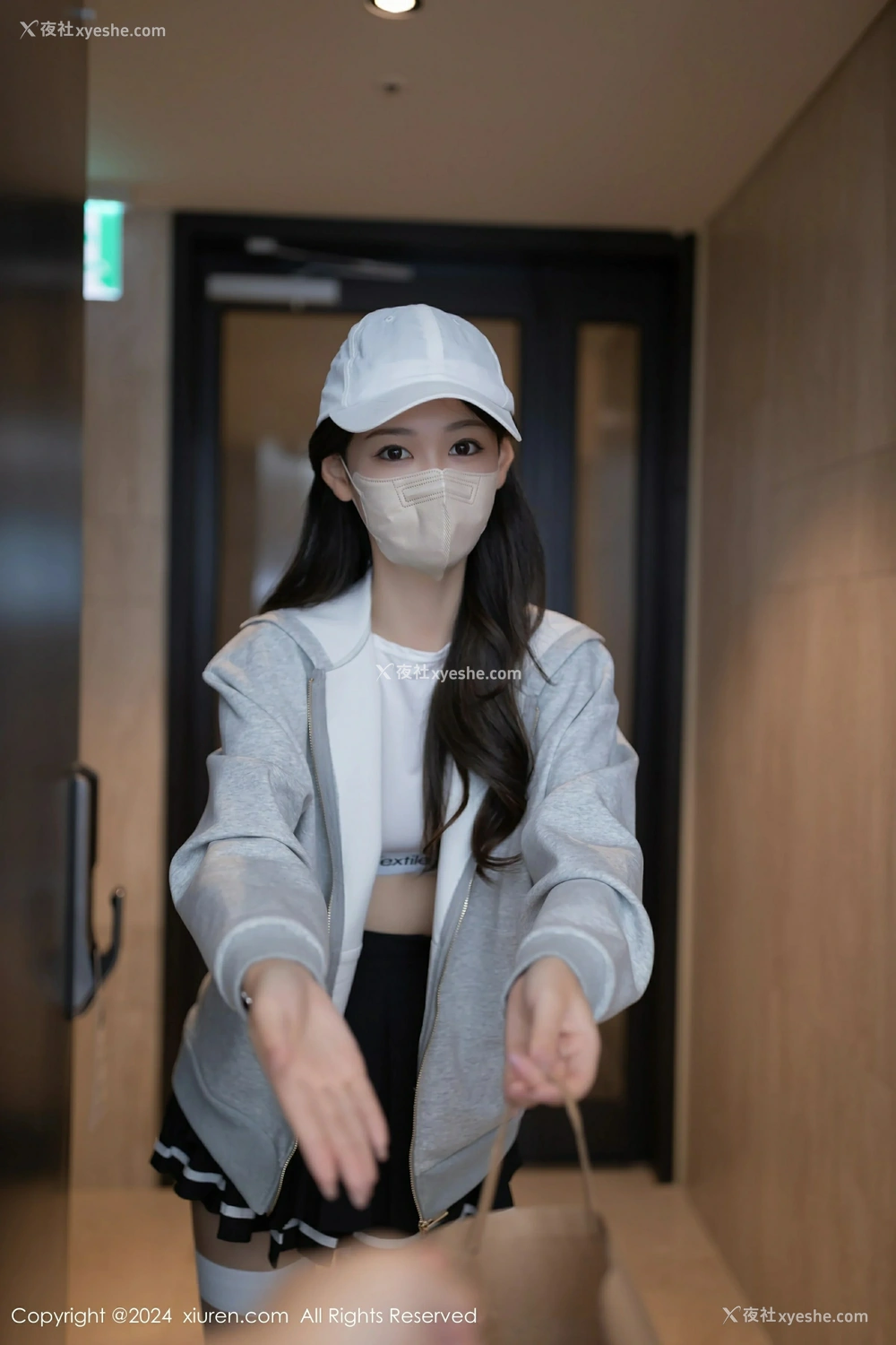 1P - [XiuRen秀人网] No.9196 唐安琪